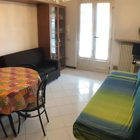 Casa Isonzo * لوانو